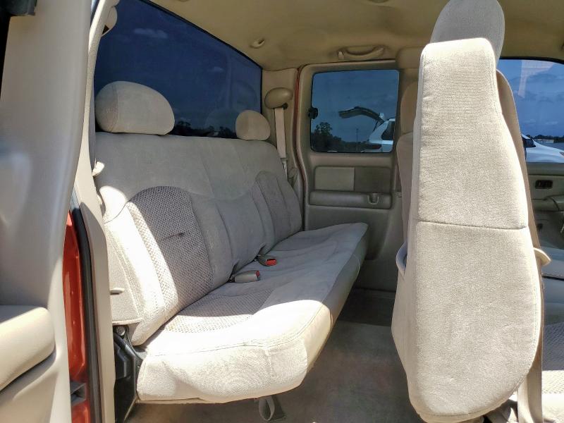 Photo 10 from auction – 2001 CHEVROLET SILVERADO with VIN 2GCEC19T711205028