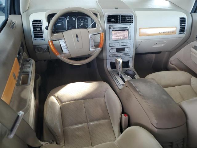 Photo 8 from auction – 2007 LINCOLN MKX with VIN 2LMDU88C27BJ36786