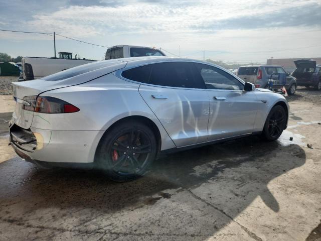 Photo 3 from auction – 2014 TESLA MODEL S with VIN 5YJSA1H11EFP65171