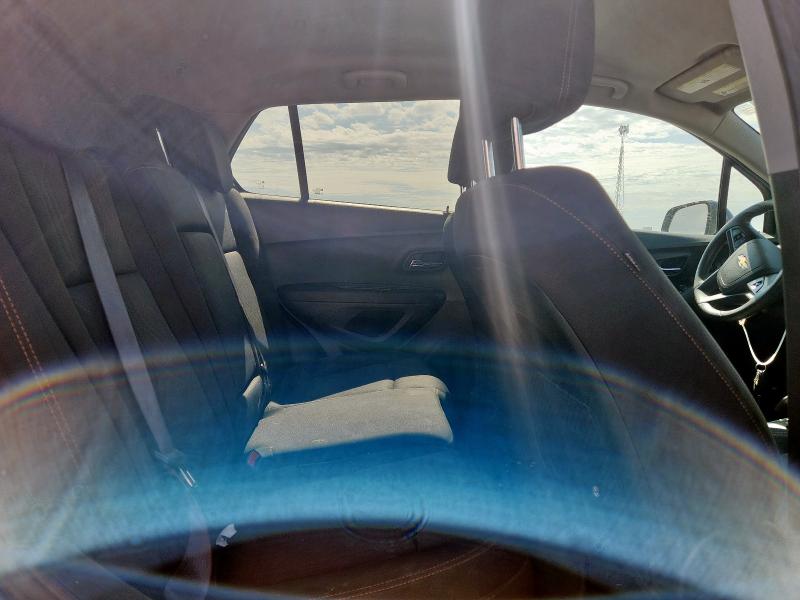 Photo 10 from auction – 2019 CHEVROLET TRAX 1LT with VIN 3GNCJLSB0KL304789