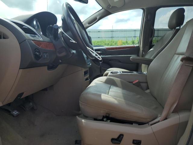 Photo 7 from auction – 2015 CHRYSLER TOWN & COU with VIN 2C4RC1BG5FR644669