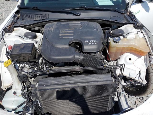 Photo 11 from auction – 2017 CHRYSLER 300C with VIN 2C3CCAEG7HH667904