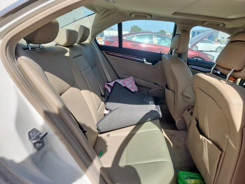 Photo 10 from auction – 2011 MERCEDES-BENZ C 300 with VIN WDDGF5EB7BF654620
