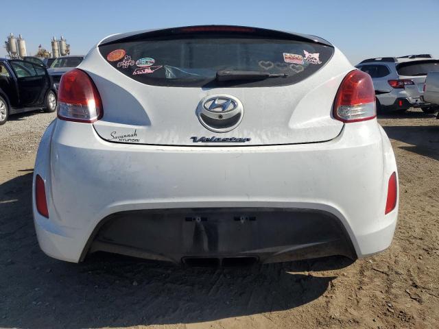 Photo 6 from auction – 2015 HYUNDAI VELOSTER with VIN KMHTC6AD4FU238181
