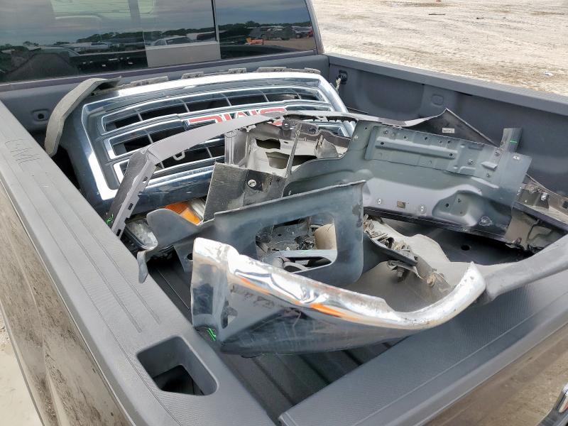Photo 12 from auction – 2015 GMC SIERRA C15 with VIN 3GTP1VEC2FG536058
