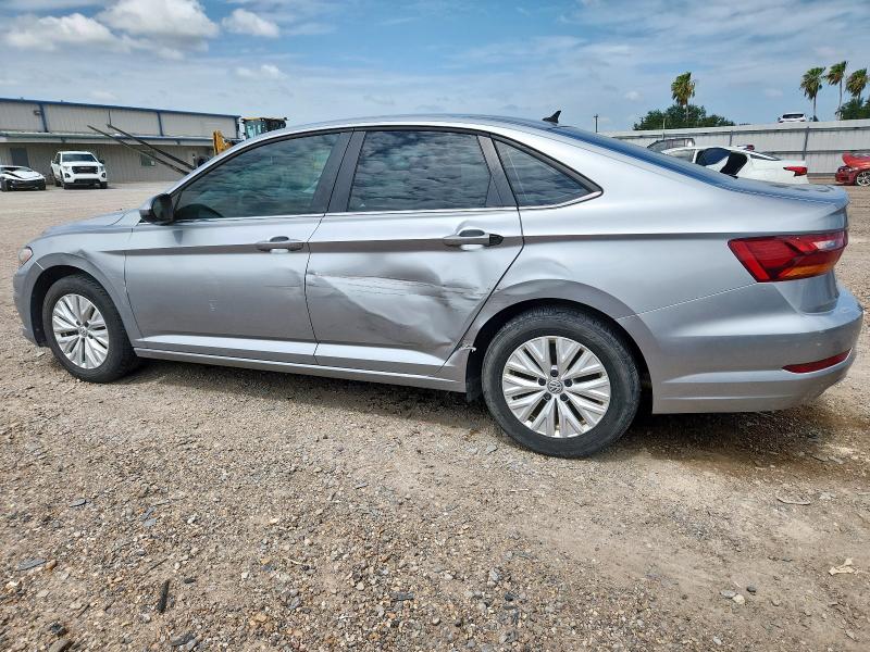 Photo 2 from auction – 2019 VOLKSWAGEN JETTA S with VIN 3VWCB7BUXKM201787
