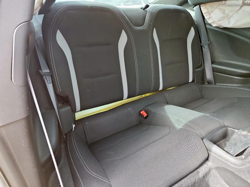 Photo 10 from auction – 2018 CHEVROLET CAMARO LT with VIN 1G1FB1RX8J0163466