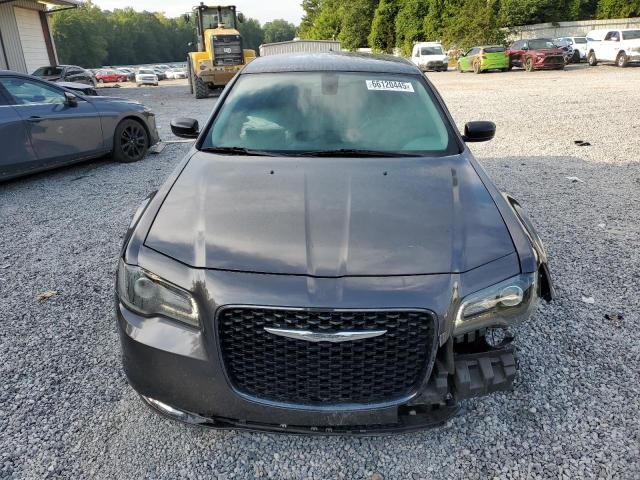 Photo 5 from auction – 2018 CHRYSLER 300 TOURIN with VIN 2C3CCAAG0JH308535
