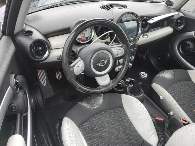 Photo 8 from auction – 2010 MINI COOPER S with VIN WMWMF7C5XATX42984