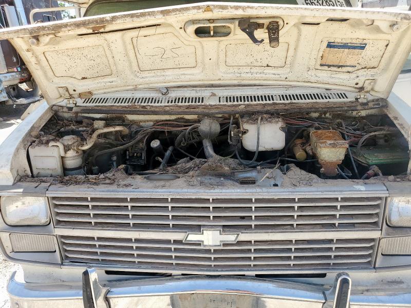 Photo 7 from auction – 1983 CHEVROLET G30 with VIN 2GBJG31M7D4147805