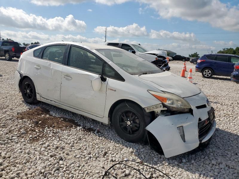 Photo 4 from auction – 2015 TOYOTA PRIUS with VIN JTDKN3DU3F0444202