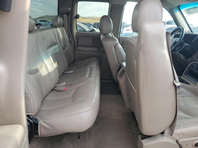 Photo 10 from auction – 2003 CHEVROLET SILVERADO with VIN 1GCEK19T83E229553