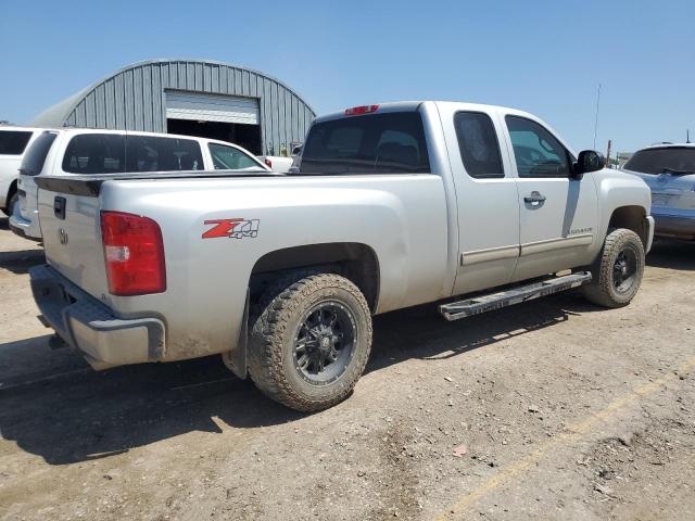 Photo 3 from auction – 2011 CHEVROLET SILVERADO with VIN 1GCRKSE32BZ307734