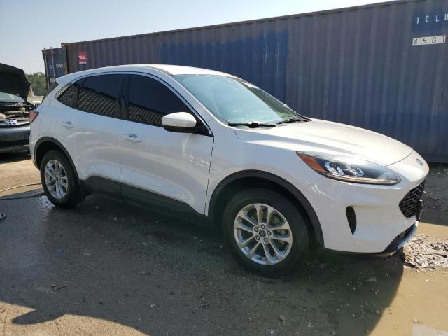 Photo 4 from auction – 2020 FORD ESCAPE SE with VIN 1FMCU9G66LUB13573