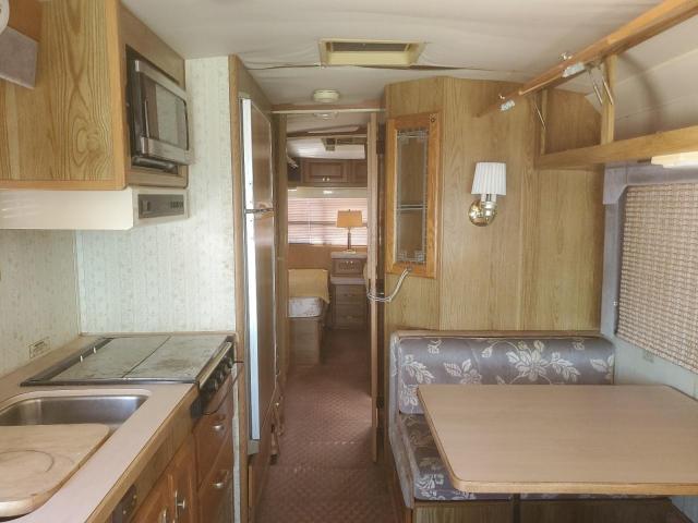 Photo 6 from auction – 1989 PACE MOTORHOME with VIN 17N530127KW013252