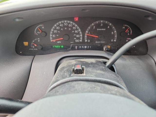 Photo 9 from auction – 2000 FORD F150 with VIN 1FTRX18L7YNB91857