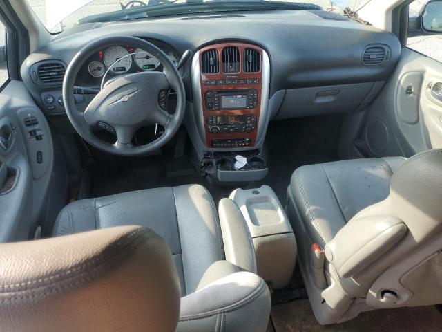 Photo 8 from auction – 2005 CHRYSLER TOWN & COU with VIN 2C8GP64L75R478980