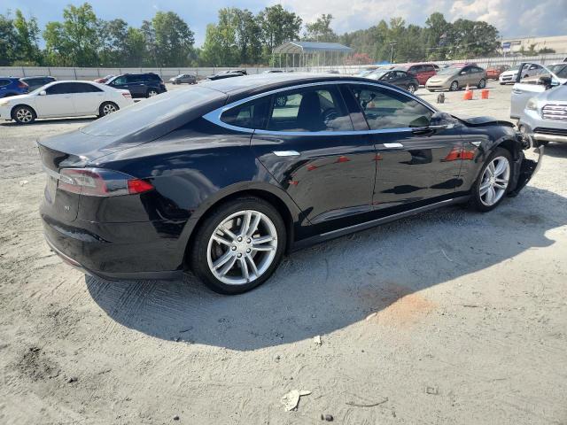Photo 3 from auction – 2015 TESLA MODEL S 60 with VIN 5YJSA1S1XFF080337