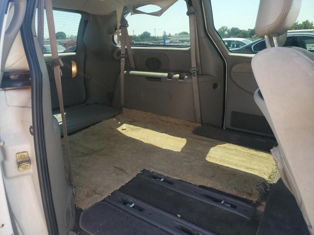 Photo 11 from auction – 2002 CHRYSLER TOWN & COU with VIN 2C8GP64L22R635178