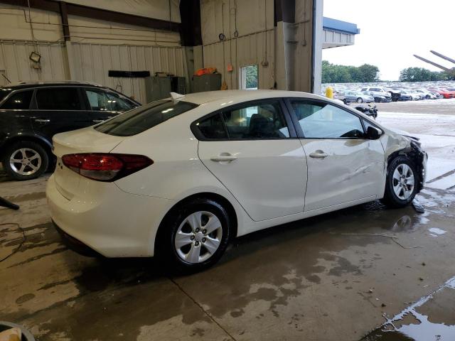 Photo 3 from auction – 2017 KIA FORTE LX with VIN 3KPFK4A70HE106586
