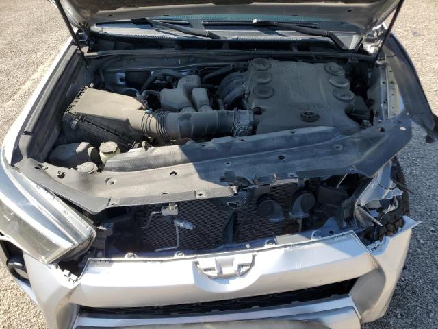 Photo 12 from auction – 2017 TOYOTA 4RUNNER SR with VIN JTEBU5JR0H5424215