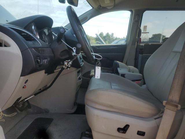 Photo 7 from auction – 2015 CHRYSLER TOWN & COU with VIN 2C7WC1CG1FR535145