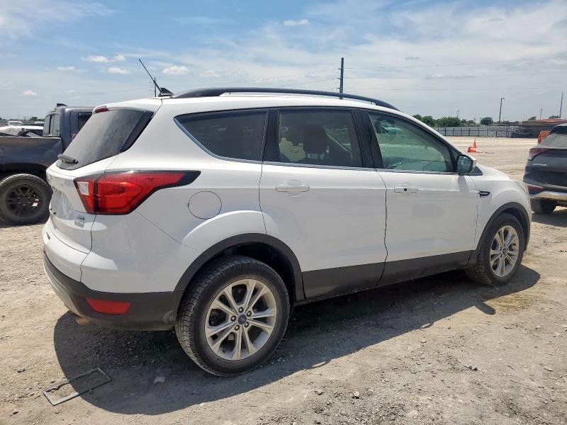 صورة رقم 3 من المزاد - 2019 FORD ESCAPE SEL مع VIN 1FMCU0HD3KUB56808