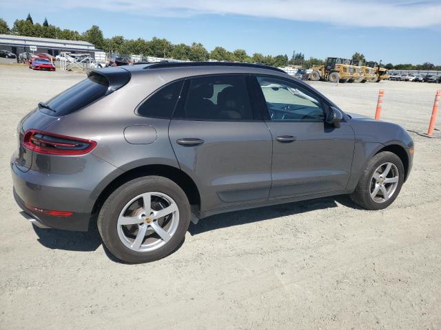 Photo 3 from auction – 2018 PORSCHE MACAN with VIN WP1AA2A5XJLB04954
