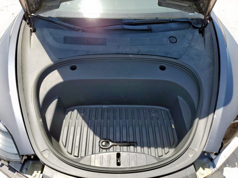 Photo 12 from auction – 2023 TESLA MODEL 3 with VIN 5YJ3E1EA8PF402978