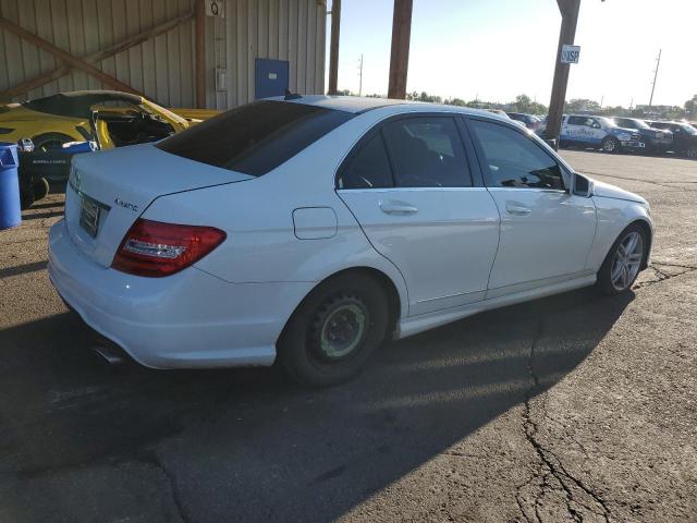 Photo 3 from auction – 2012 MERCEDES-BENZ C with VIN WDDGF8BB6CR228584