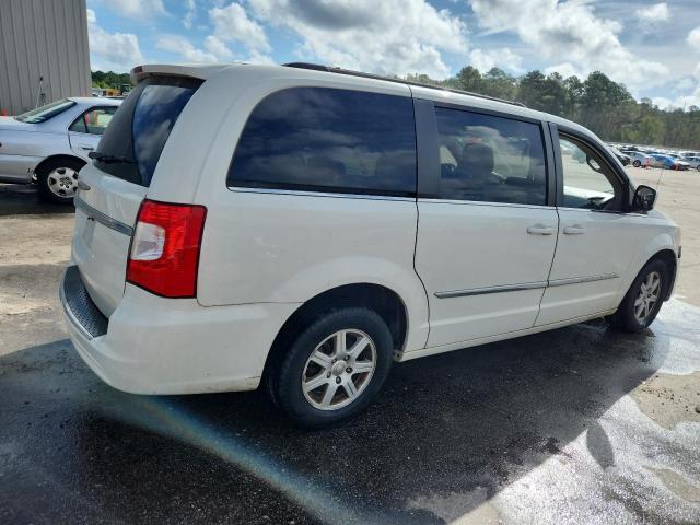 Photo 3 from auction – 2012 CHRYSLER TOWN & COU with VIN 2C4RC1BG4CR375463