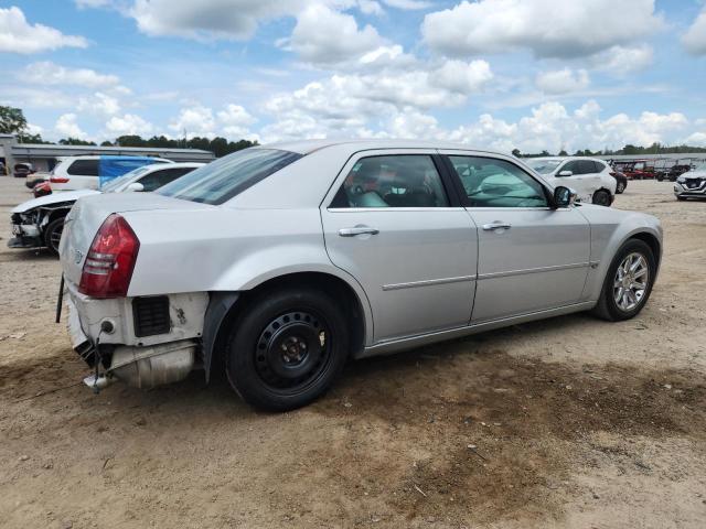 Photo 3 from auction – 2005 CHRYSLER 300C with VIN 2C3JA63H15H686692