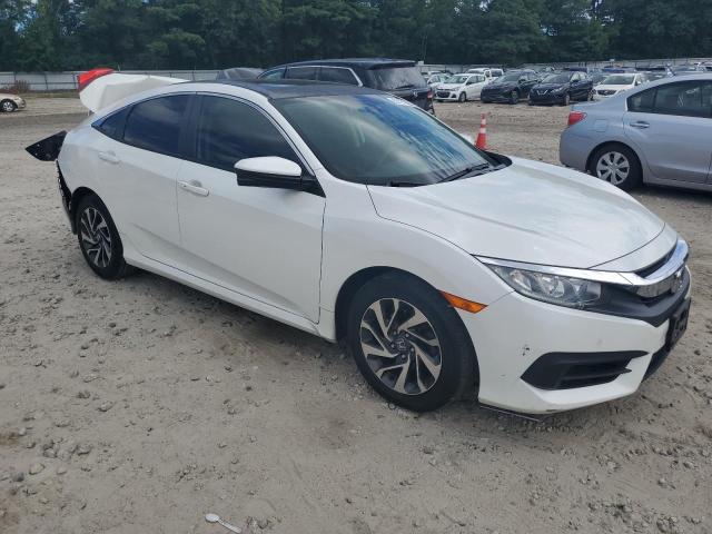 Photo 4 from auction – 2017 HONDA CIVIC EX with VIN 19XFC2F72HE231244