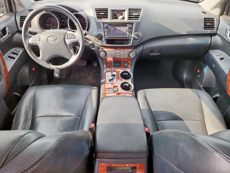 Photo 8 from auction – 2013 TOYOTA HIGHLANDER with VIN 5TDYK3EH6DS116819