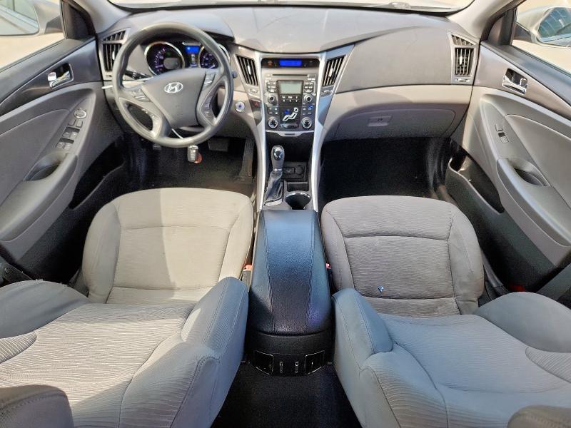 Photo 8 from auction – 2011 HYUNDAI SONATA HYB with VIN KMHEC4A44BA007189