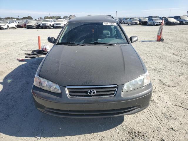 Photo 5 from auction – 2001 TOYOTA CAMRY CE with VIN 4T1BG22K31U819945