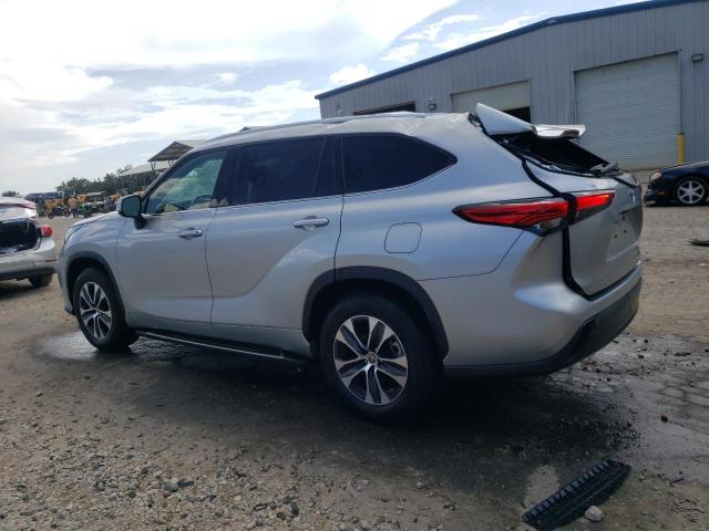 Photo 2 from auction – 2022 TOYOTA HIGHLANDER with VIN 5TDGZRAH0NS115991