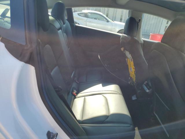 Photo 10 from auction – 2018 TESLA MODEL 3 with VIN 5YJ3E1EA0JF015820