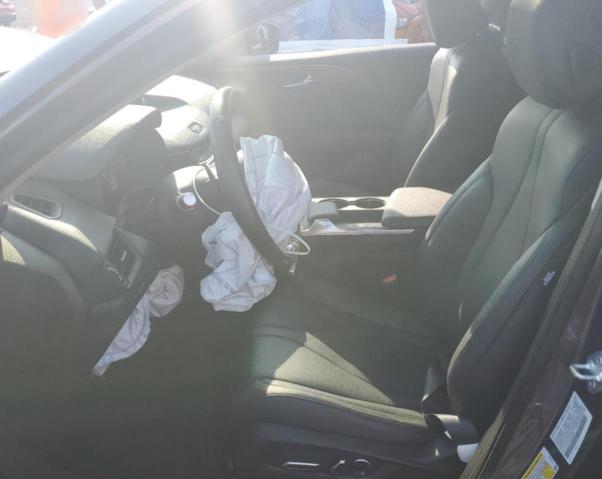 Photo 7 from auction – 2021 ACURA TLX with VIN 19UUB5F36MA008471