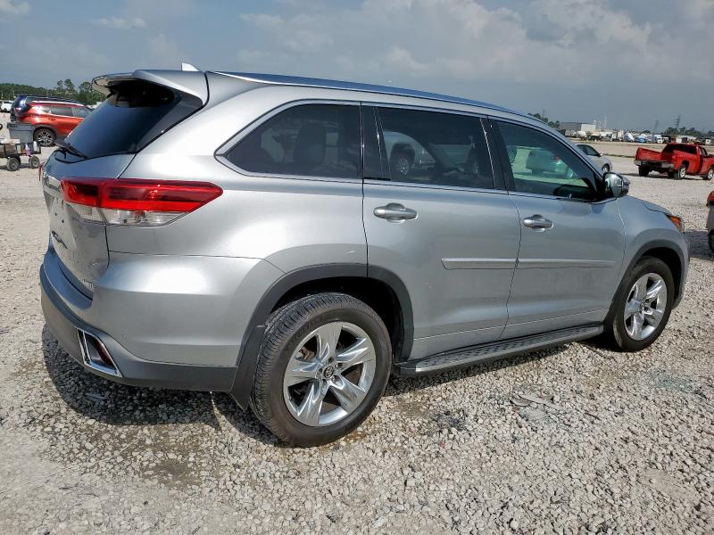 Photo 3 from auction – 2017 TOYOTA HIGHLANDER with VIN 5TDYZRFH7HS227057