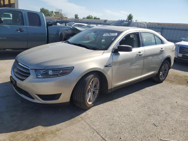 FORD TAURUS SE 2018 with VIN 1FAHP2D89JG105645 - Photo from auction