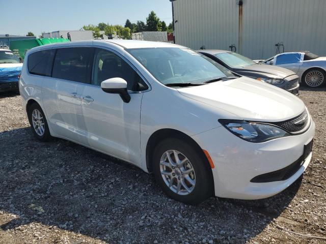 Photo 4 from auction – 2023 CHRYSLER VOYAGER with VIN 2C4RC1CG2PR602329