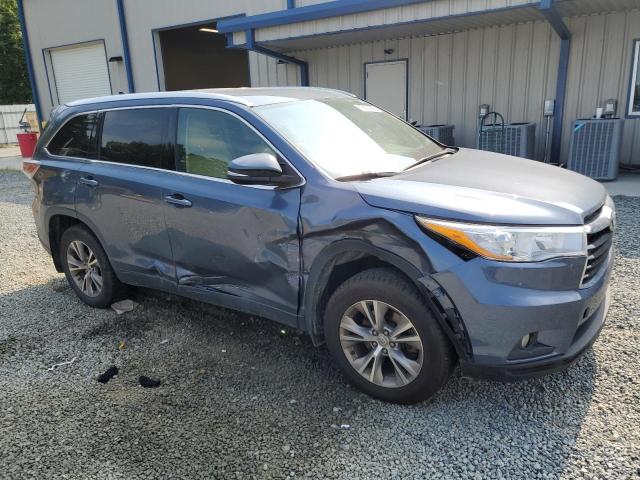 Photo 4 from auction – 2015 TOYOTA HIGHLANDER with VIN 5TDJKRFH3FS142638