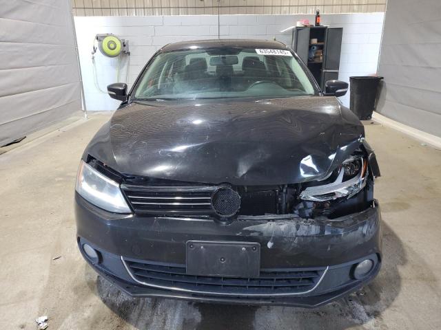 Photo 5 from auction – 2011 VOLKSWAGEN JETTA SEL with VIN 3VWLZ7AJ7BM076346