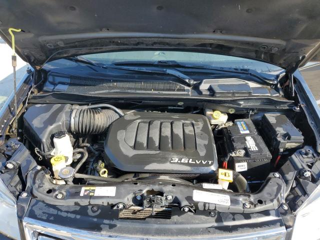 Photo 12 from auction – 2015 CHRYSLER TOWN & COU with VIN 2C4RC1BG9FR678081