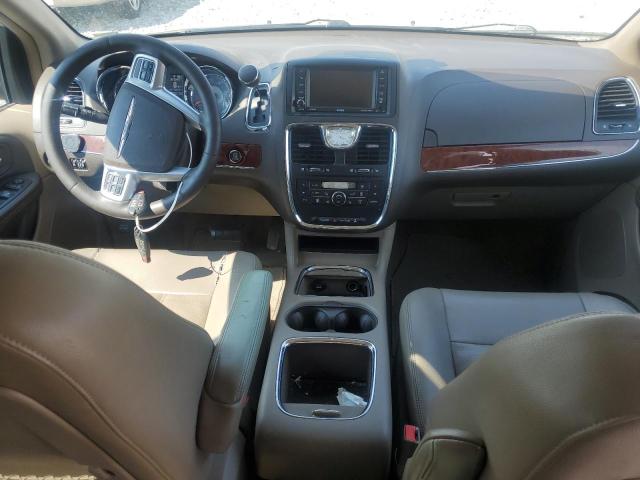 Photo 8 from auction – 2013 CHRYSLER TOWN & COU with VIN 2C4RC1CG4DR588574