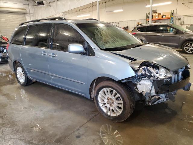 Photo 4 from auction – 2010 TOYOTA SIENNA XLE with VIN 5TDYK4CC2AS306206