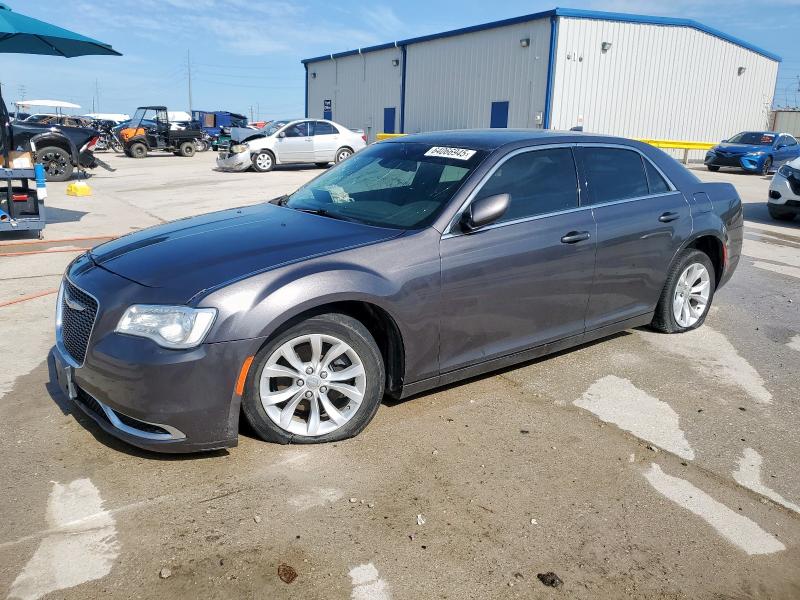 CHRYSLER 300 LIMITE 2015 with VIN 2C3CCAAGXFH930650 - Photo from auction