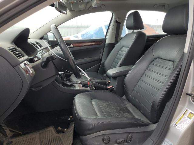 Photo 7 from auction – 2013 VOLKSWAGEN PASSAT SEL with VIN 1VWCH7A31DC075184