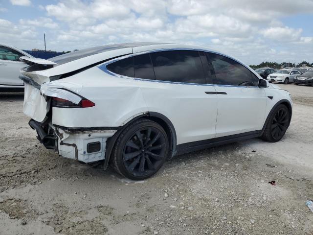 Photo 3 from auction – 2017 TESLA MODEL X with VIN 5YJXCBE20HF074138